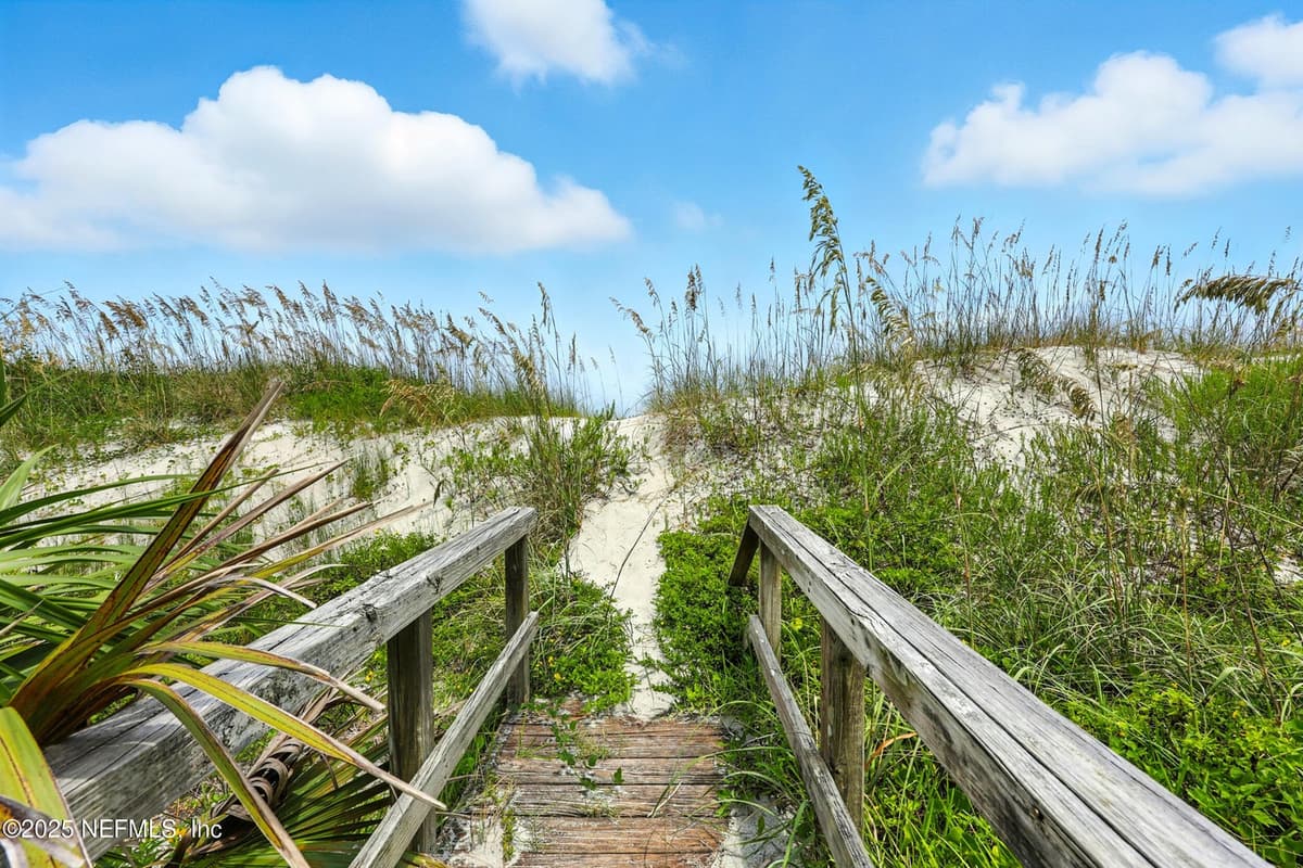 851 BEACH Avenue, Atlantic Beach, FL 32233 3