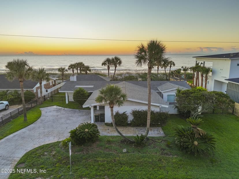 851 BEACH Avenue, Atlantic Beach, FL 32233