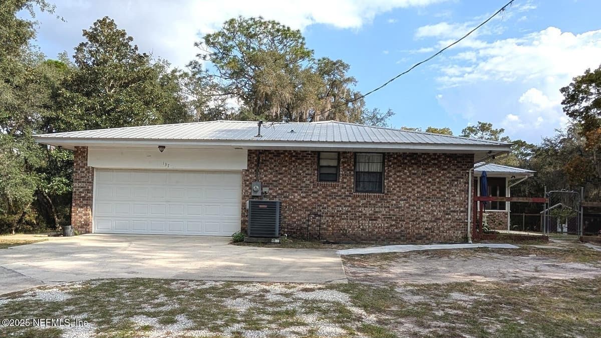 137 TALLOW Road, Pomona Park, FL 32181 3