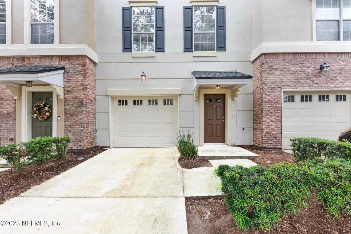 4510 CONGRESSIONAL Drive, Jacksonville, FL 32246 3