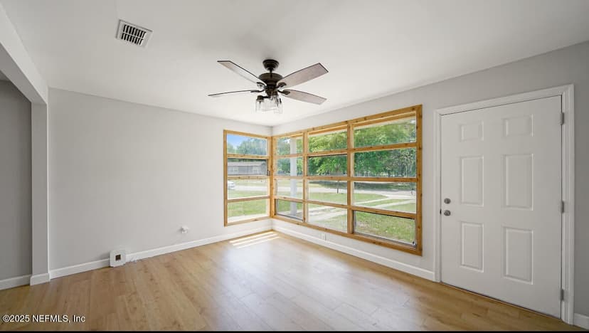 9265 DANVILLE Avenue, Jacksonville, FL 32208