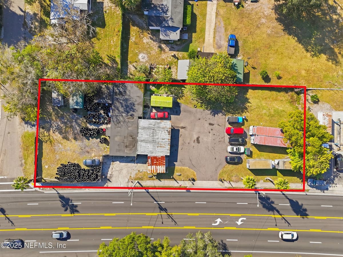 9600 LEM TURNER Road, Jacksonville, FL 32208 3