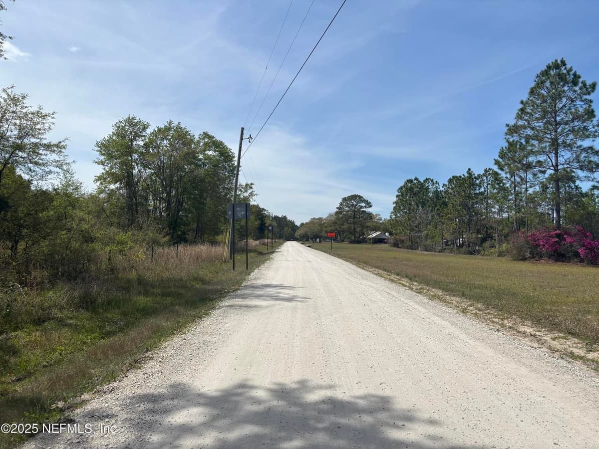 15672 COUNTY ROAD 108, Hilliard, FL 32046 3