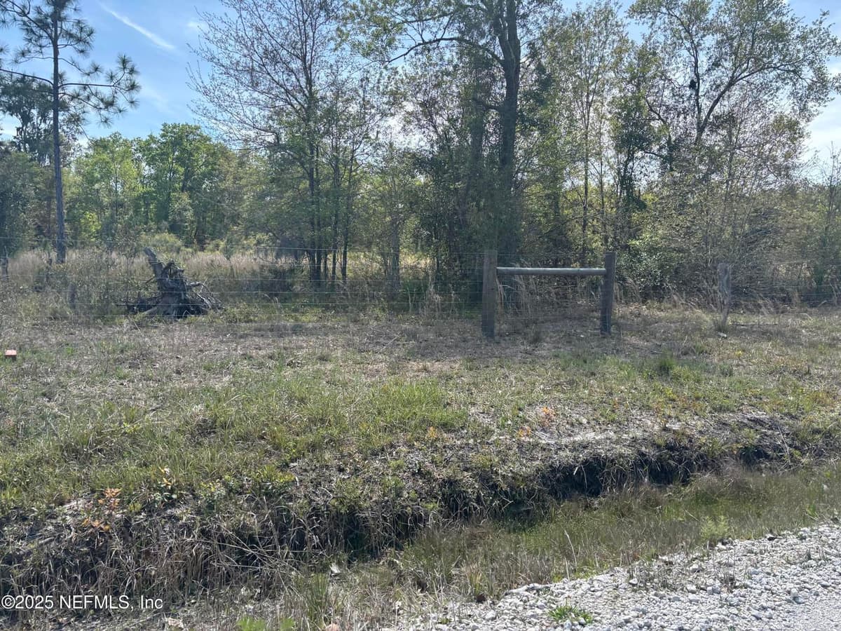 15672 COUNTY ROAD 108, Hilliard, FL 32046 2