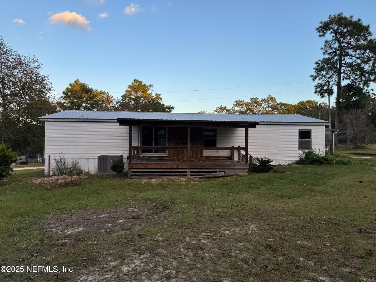 323 INCLINE Road, Satsuma, FL 32189 2