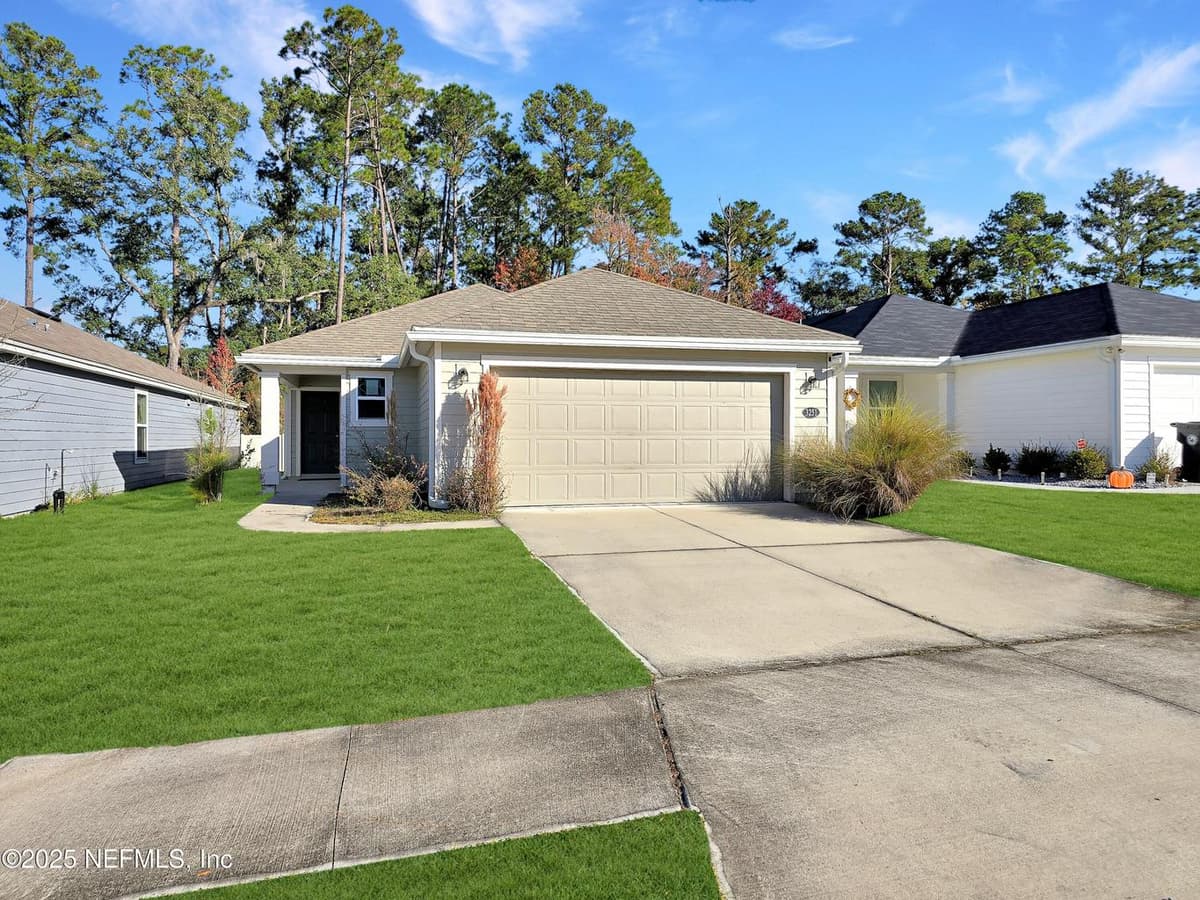3251 LOBLOLLY PINE Court, Middleburg, FL 32068 2