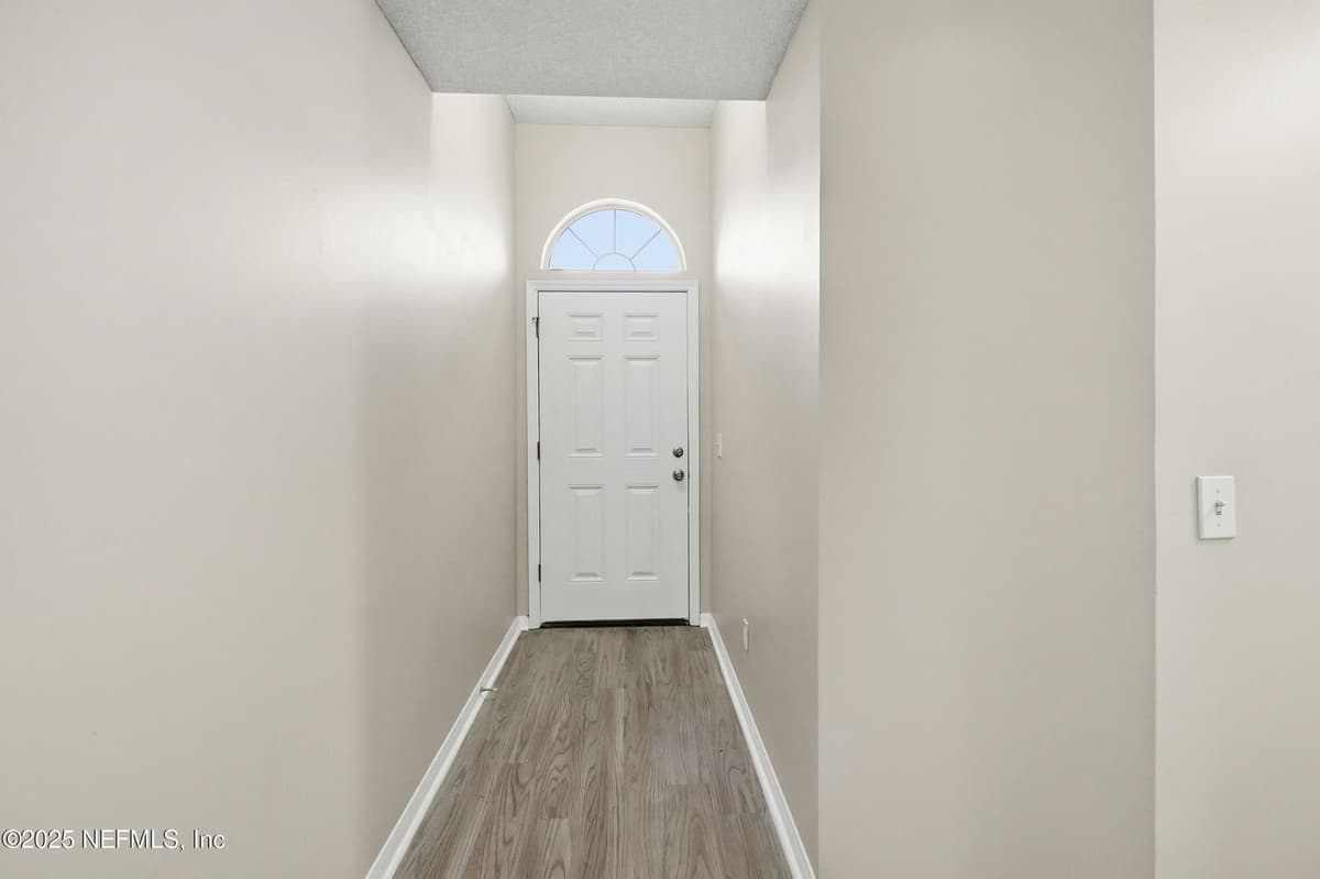 8428 COUNTRY BEND Circle E, Jacksonville, FL 32244 2
