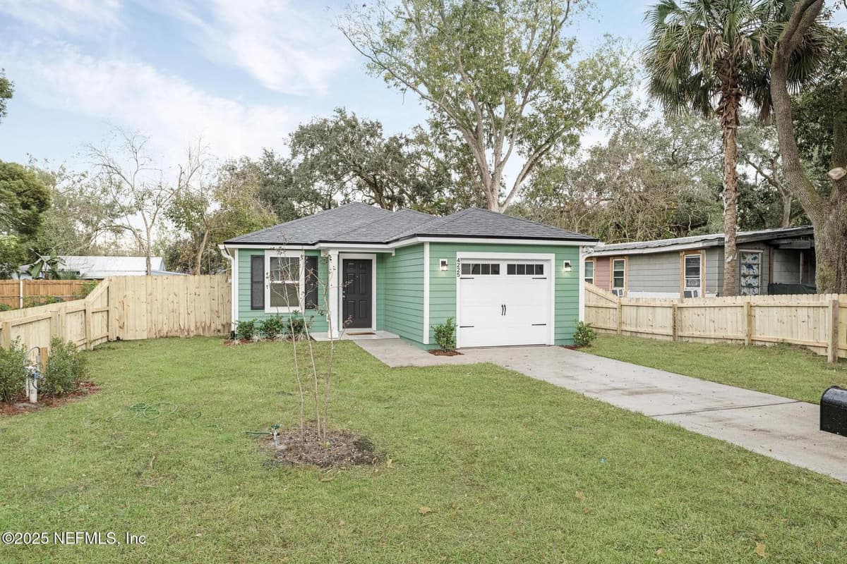 4225 MC ARTHUR Street, Jacksonville, FL 32207 2