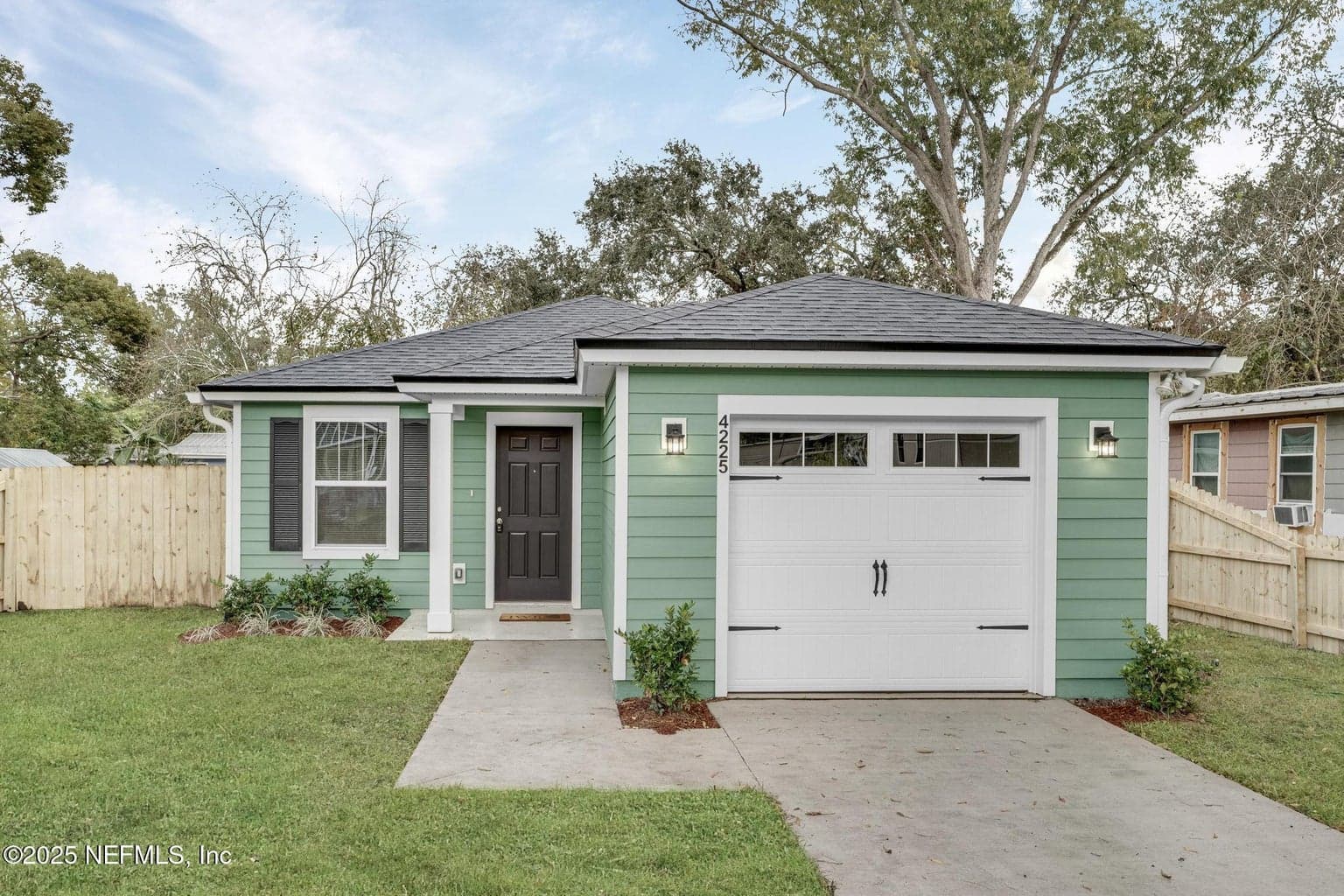 4225 MC ARTHUR Street, Jacksonville, FL 32207