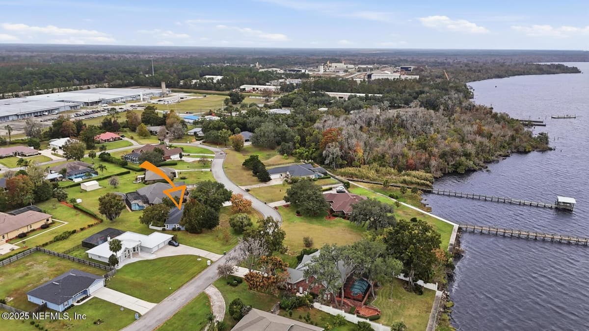 241 CRYSTAL COVE Drive, Palatka, FL 32177 2