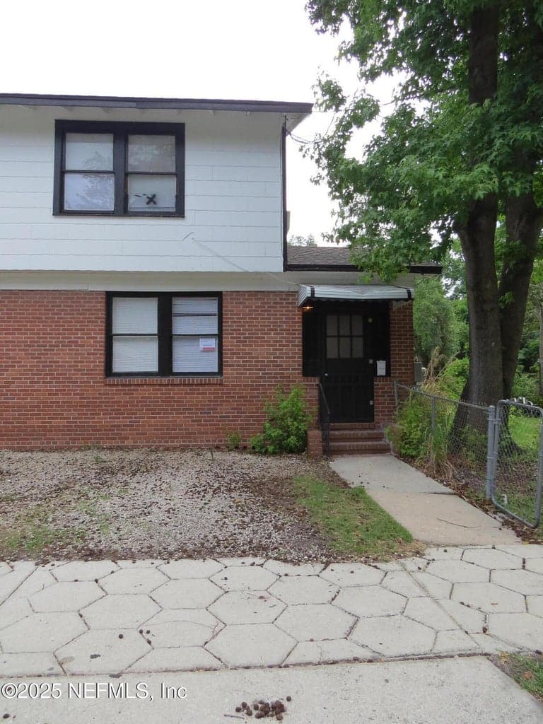 1204 CHERRY Street, Jacksonville, FL 32205 3
