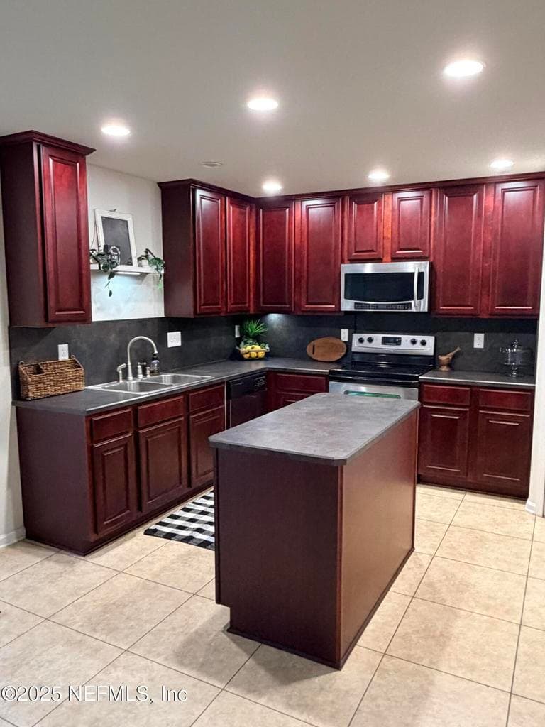483 S ABERDEENSHIRE Drive, St. Johns, FL 32259 3