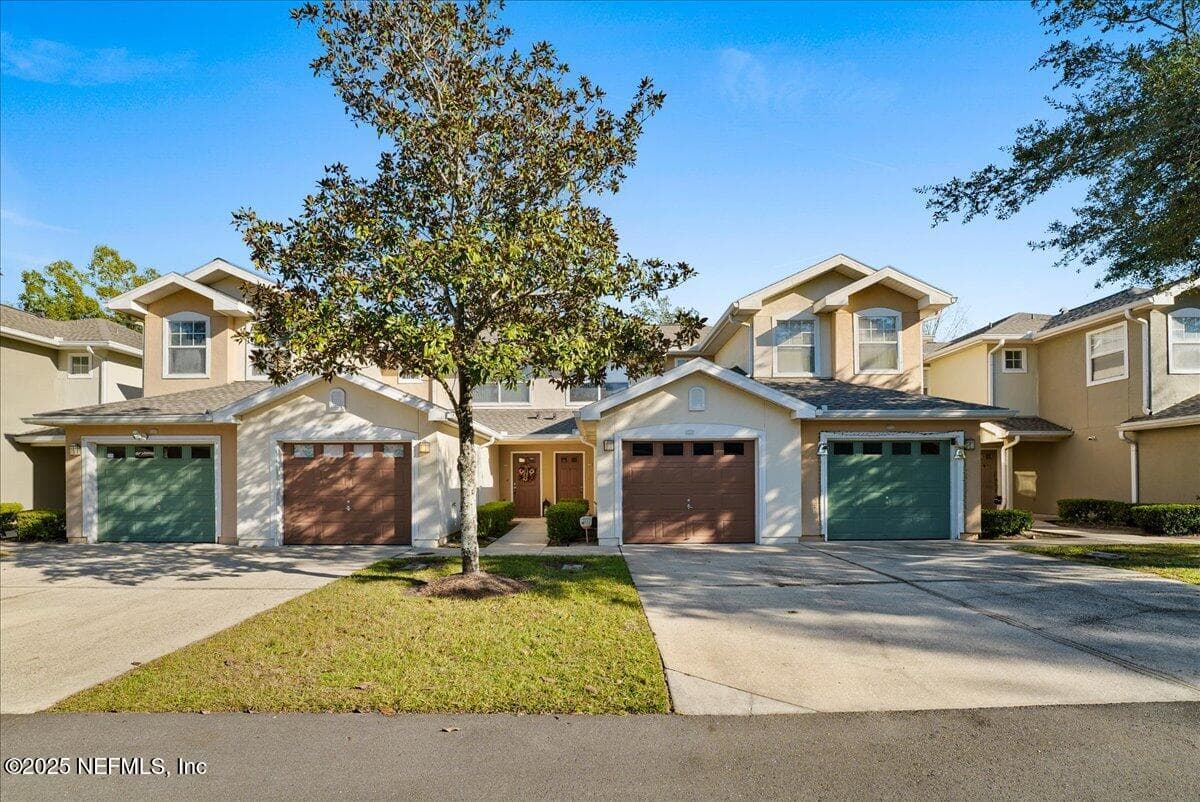 8550 ARGYLE BUSINESS Loop 1605, Jacksonville, FL 32244 3