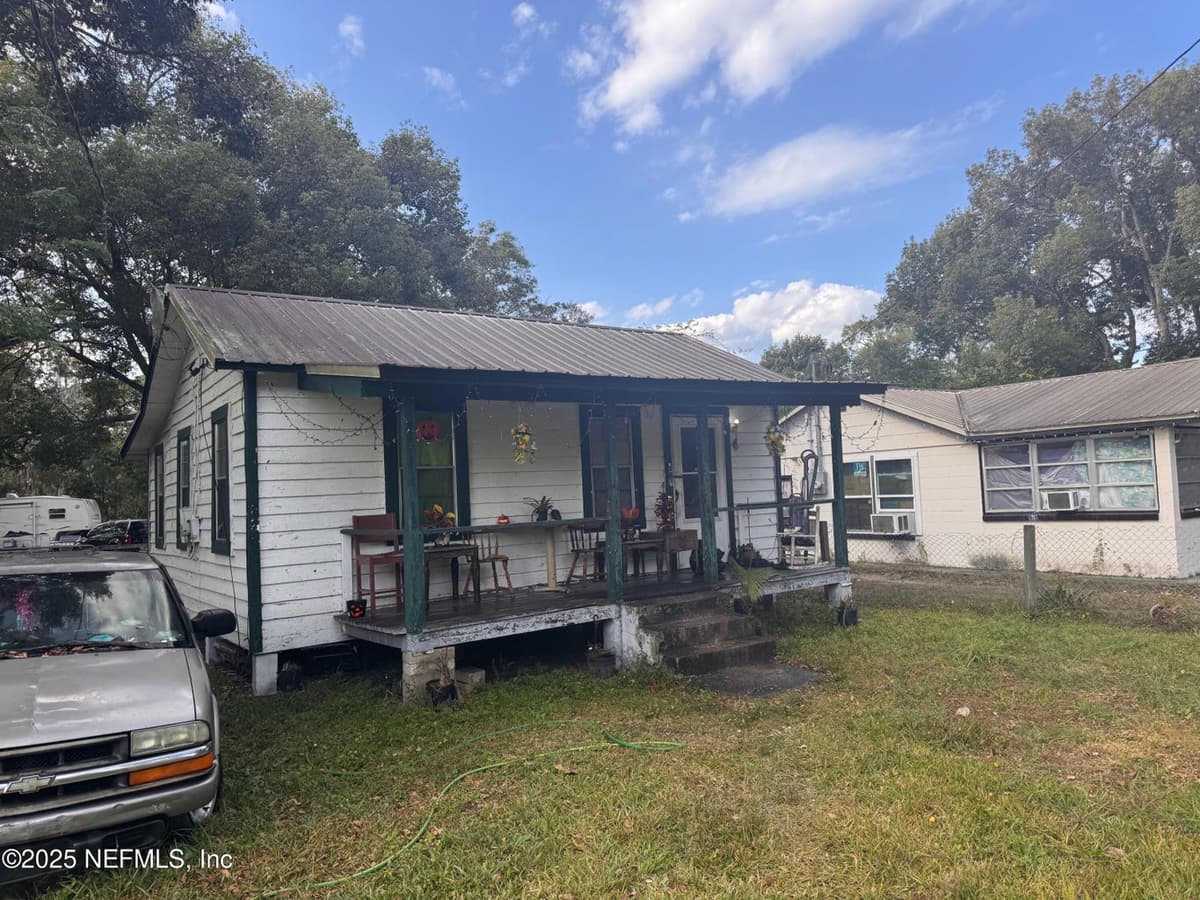 12746 WOODLAND Avenue, Jacksonville, FL 32218 2