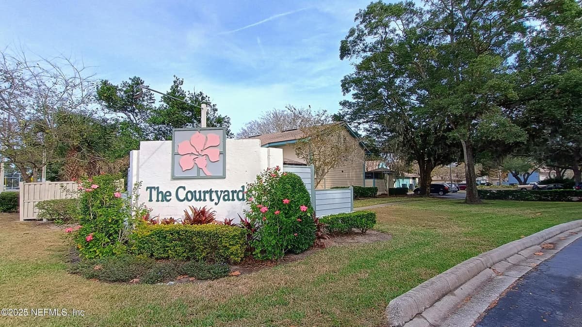 103 COURAGEOUS Court N 103, Jacksonville, FL 32233 2