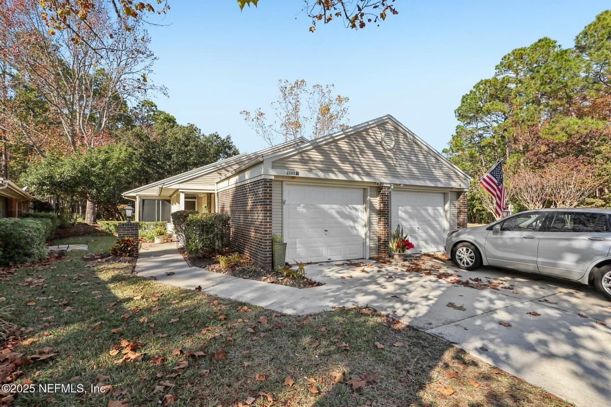 4508 MIDDLETON PARK Circle W, Jacksonville, FL 32224 3