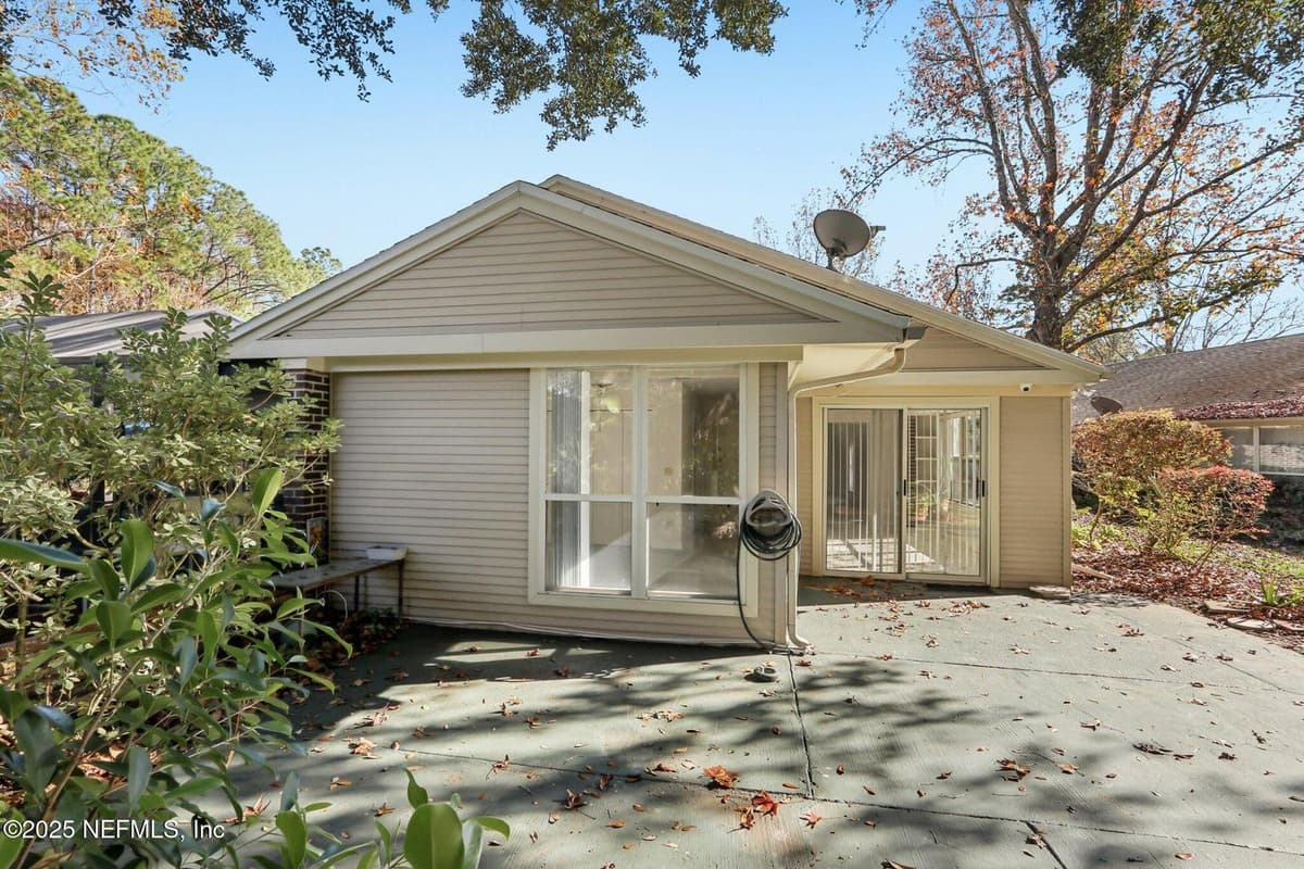 4508 MIDDLETON PARK Circle W, Jacksonville, FL 32224 2
