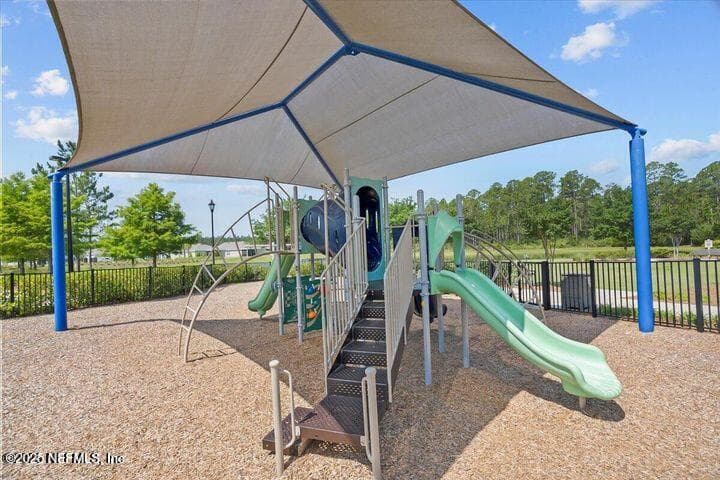 10307 BENSON LAKE Drive, Jacksonville, FL 32222 3
