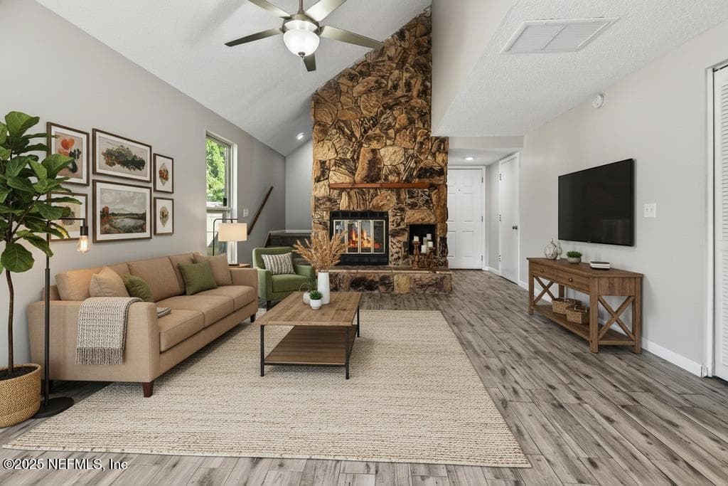 4910 NATURES HOLLOW Way N, Jacksonville, FL 32217 3