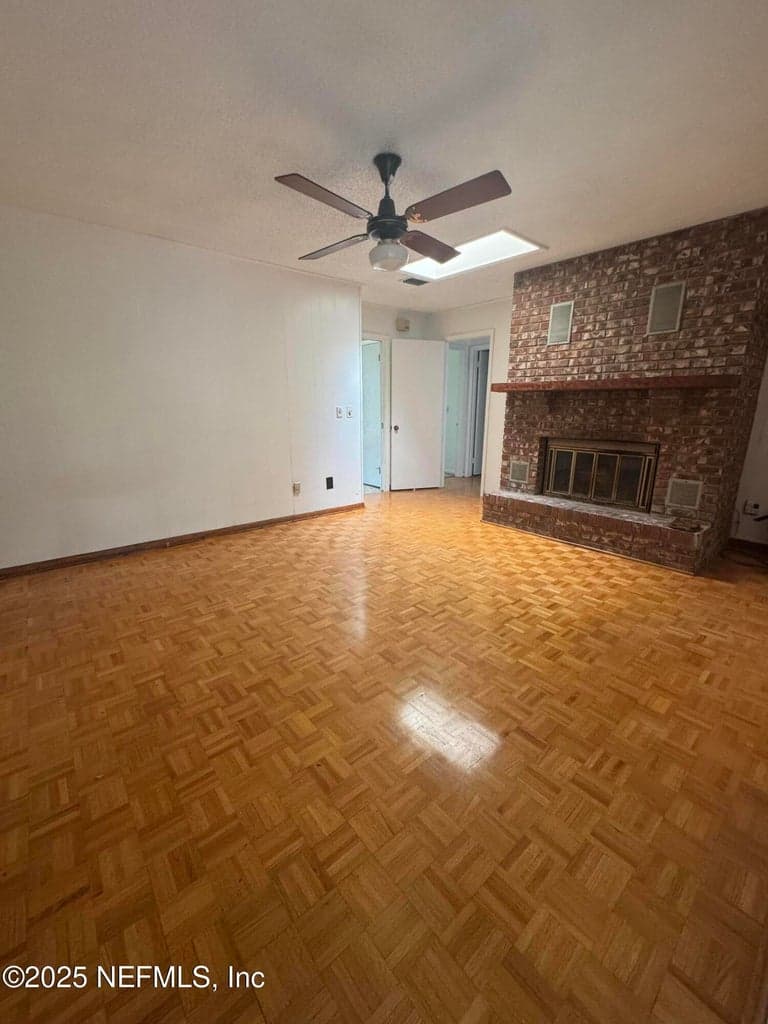 3436 LIMEWOOD Drive, Jacksonville, FL 32257 2