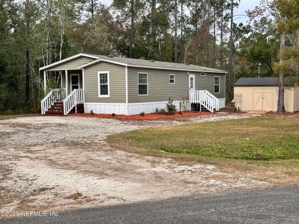 10601 KIRCHHERR Avenue, Hastings, FL 32145 2