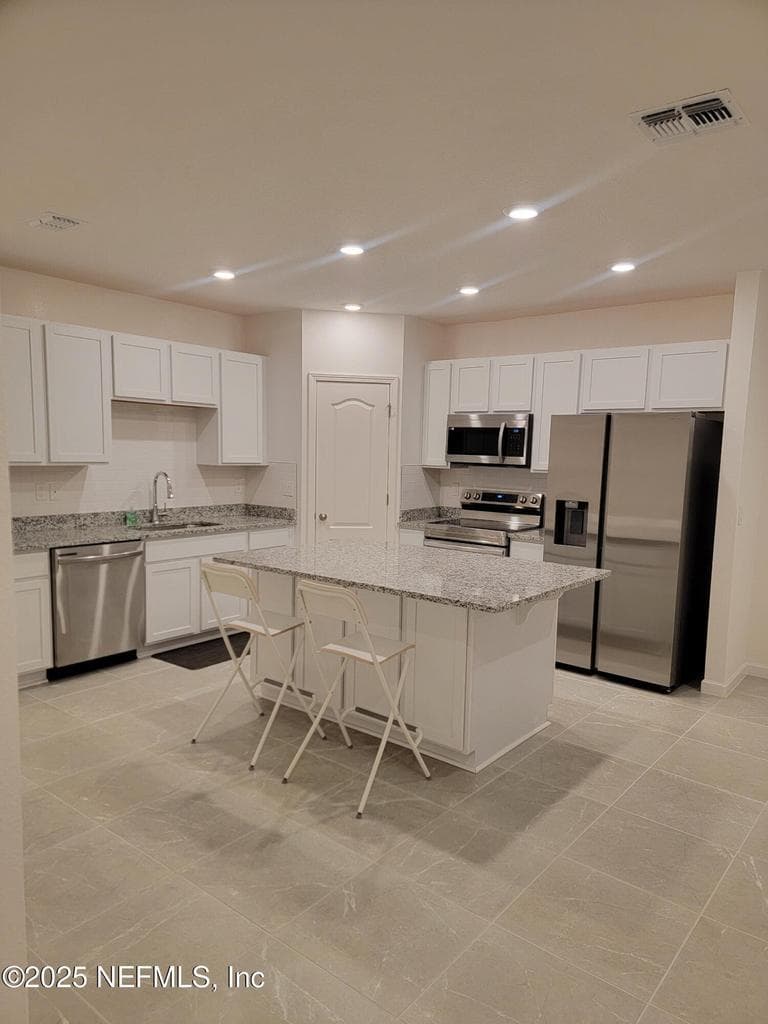 3215 PENNY COVE Lane, Jacksonville, FL 32218 3