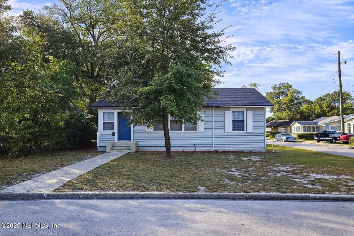 3257 LIBERTY Circle, Jacksonville, FL 32206 2