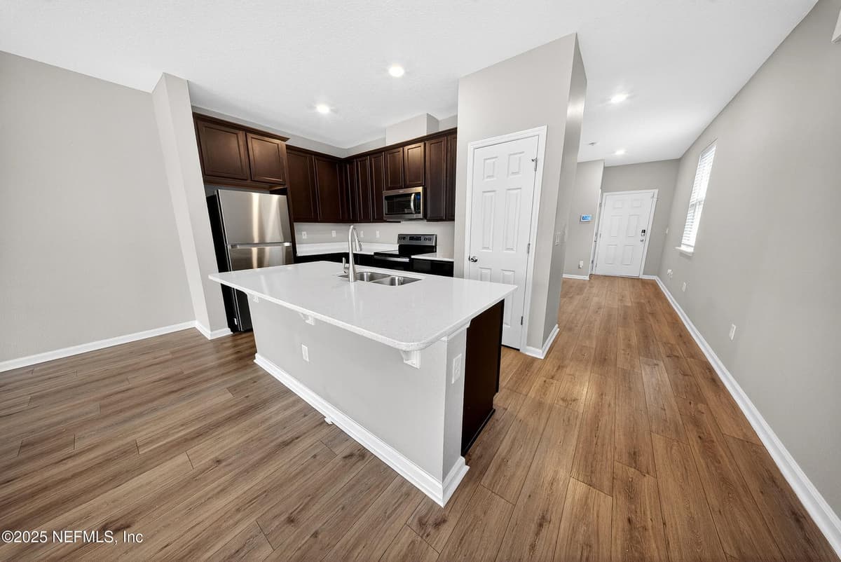 9810 FIDDLEBACK Lane, Jacksonville, FL 32222 2