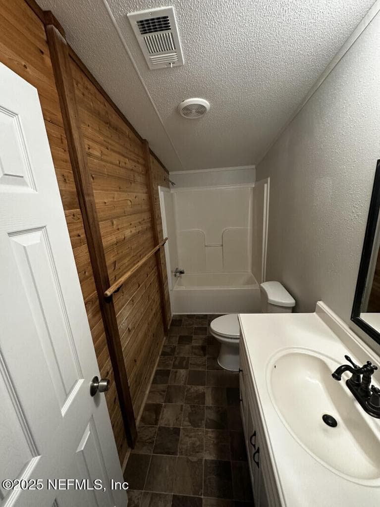 566 DENNIS Avenue, Orange Park, FL 32065 3