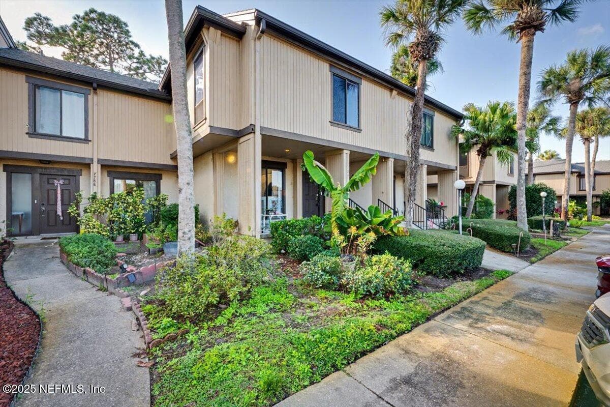 7786 LAS PALMAS Way, Jacksonville, FL 32256 2