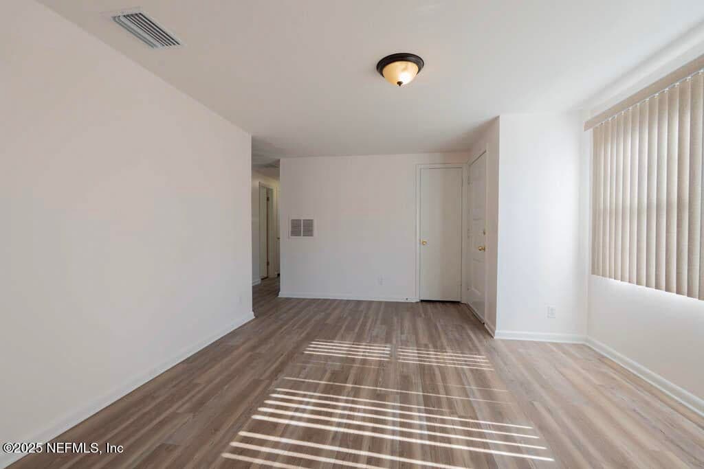 1749 MERIVALE Road S, Jacksonville, FL 32208 2