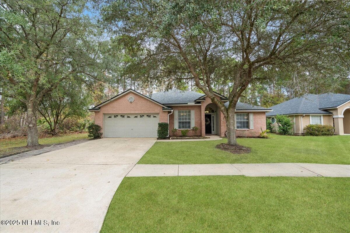 573 MISTY MORNING Court, Jacksonville, FL 32218 3
