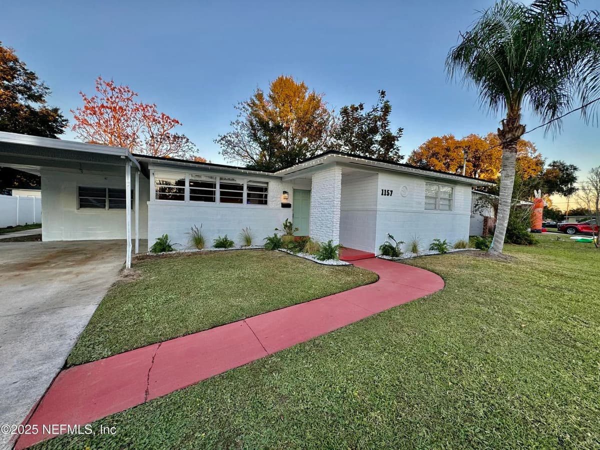 1157 GUNKA Road, Jacksonville, FL 32216 2