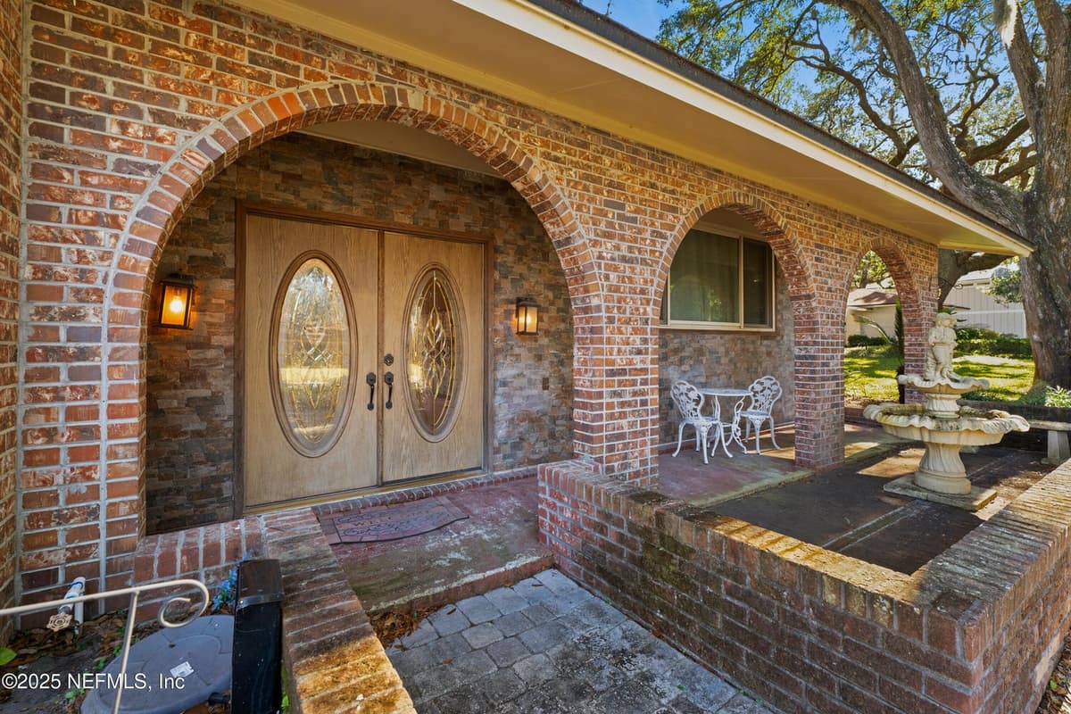 3511 HERMITAGE Road E, Jacksonville, FL 32277 3