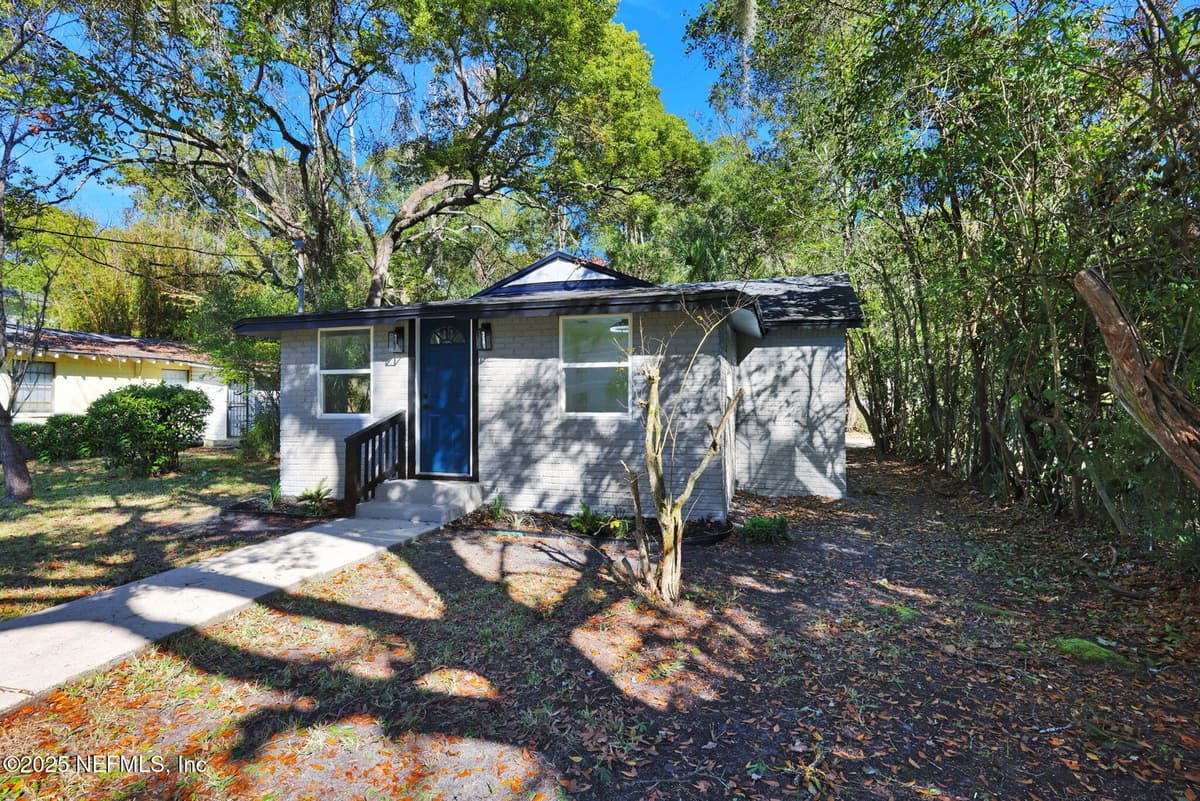 5807 CASTELLANO Avenue, Jacksonville, FL 32208 2