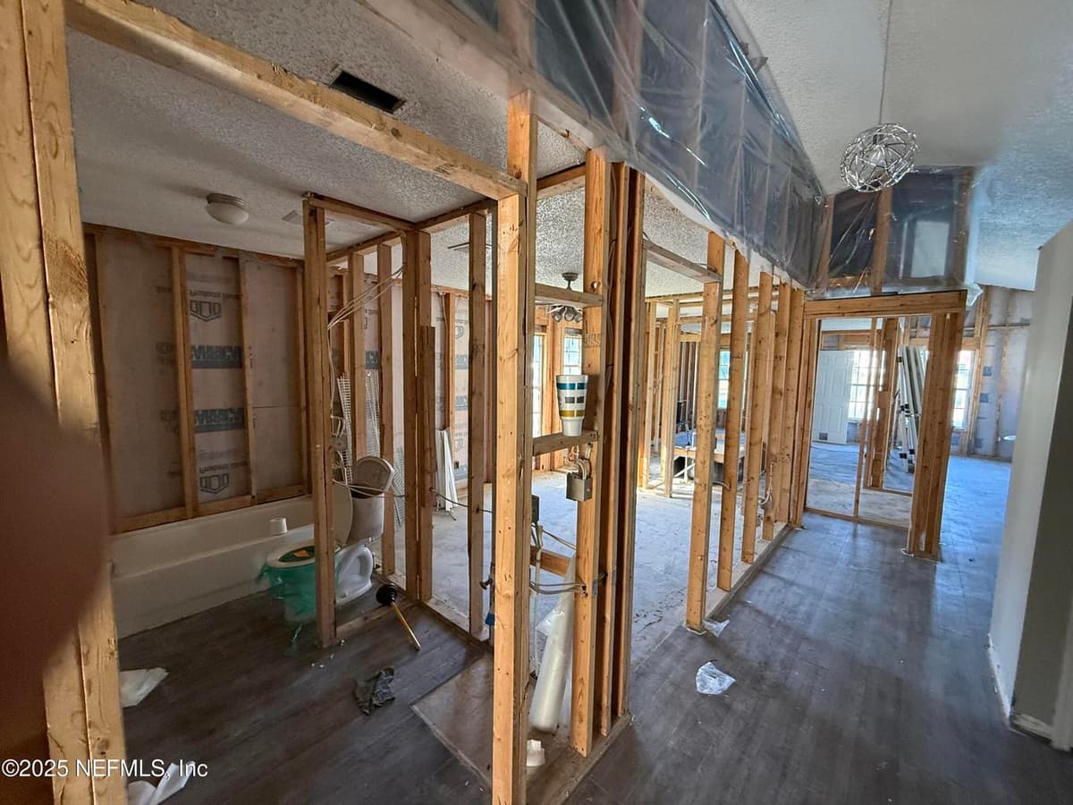 8114 COATBRIDGE Lane E, Jacksonville, FL 32244 2
