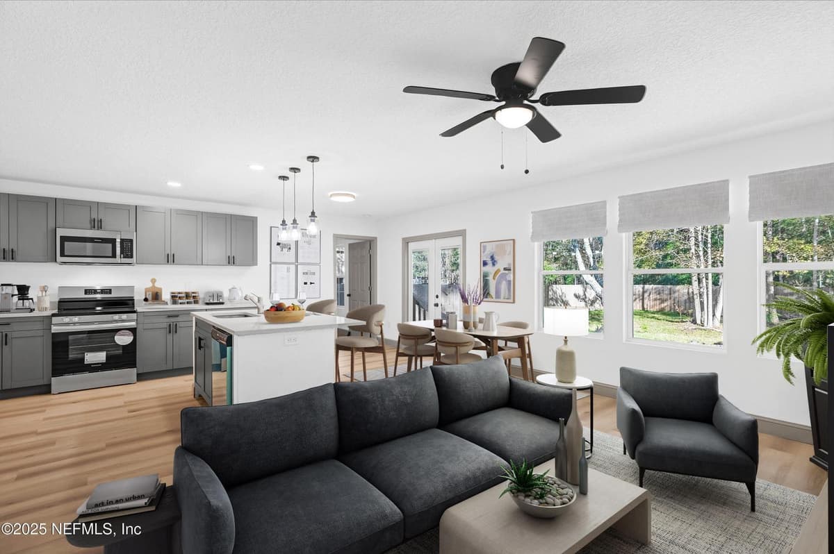 47 HUTCHINSON Road, Jacksonville, FL 32220 2