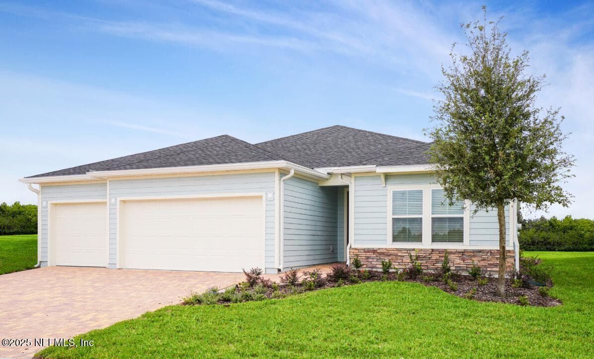 75705 WALKING PATH Lane, Yulee, FL 32097