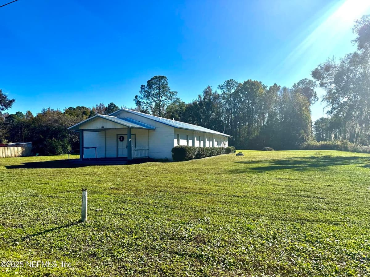 101 SESAME Street, Palatka, FL 32177 2