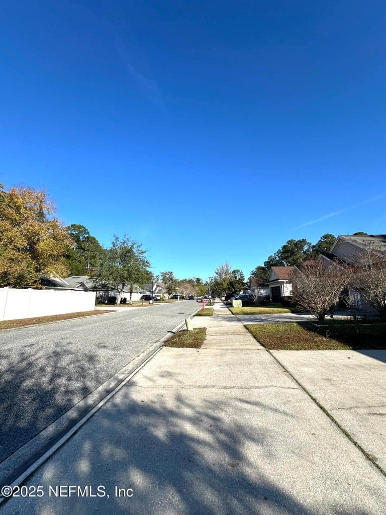 6881 MORSE OAKS Drive, Jacksonville, FL 32244 3