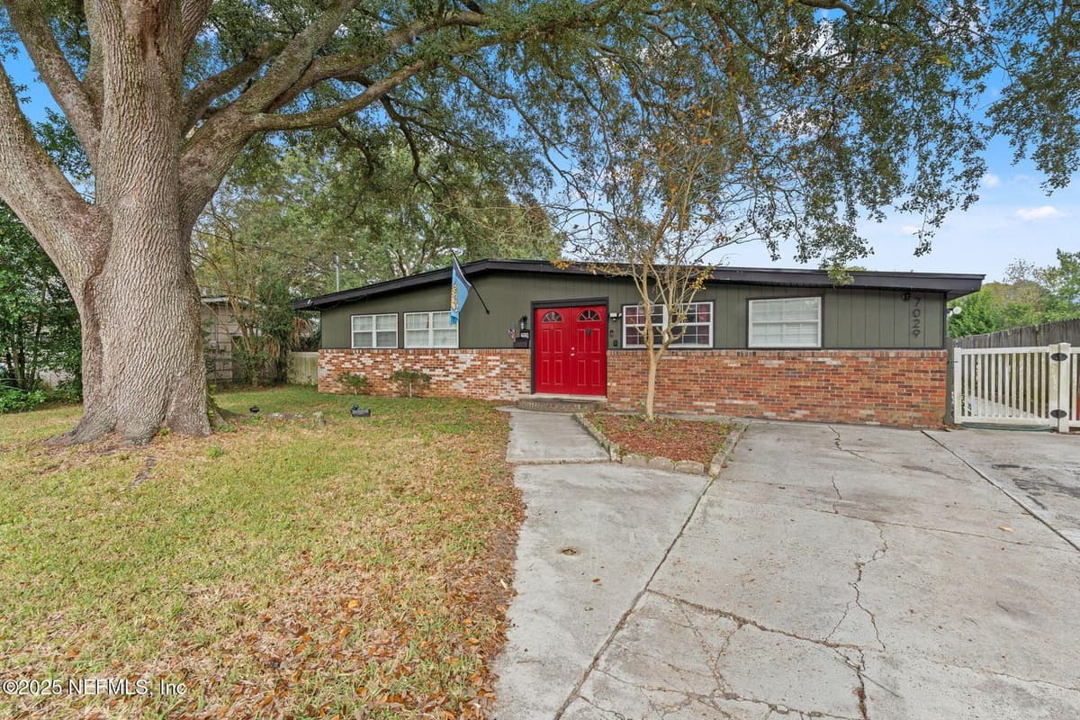 7029 HIELO Drive, Jacksonville, FL 32211 3