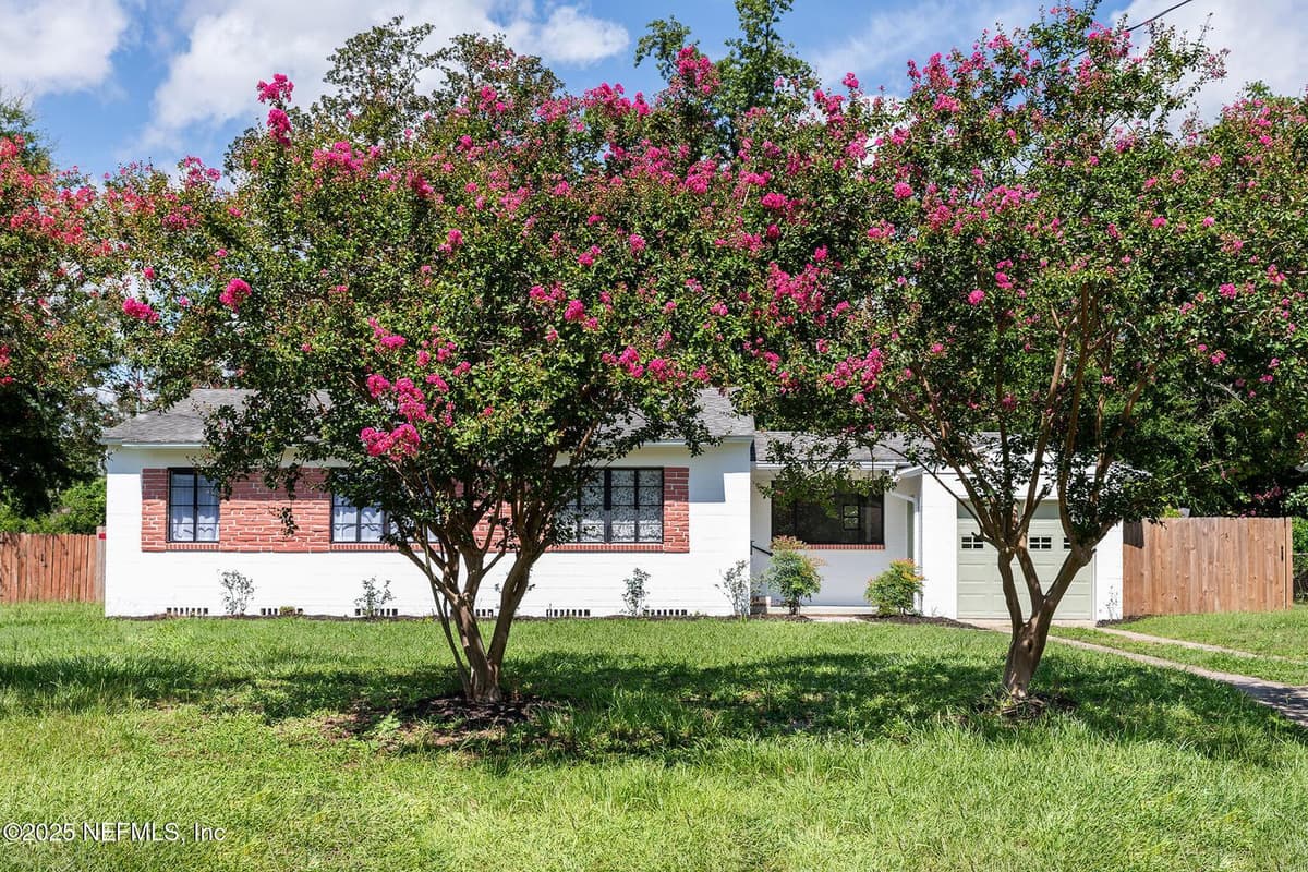 5753 CRESTVIEW Road, Jacksonville, FL 32210 3