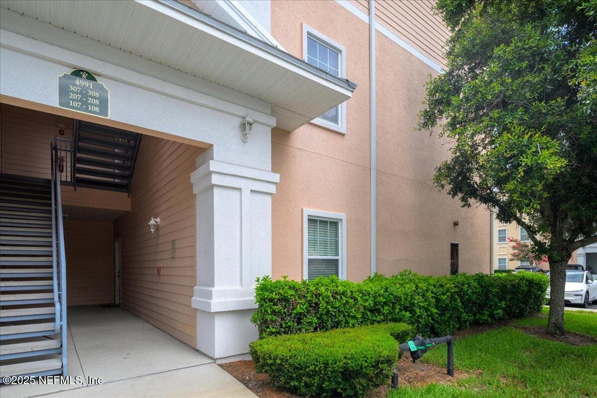 4991 KEY LIME Drive 107, Jacksonville, FL 32256 3