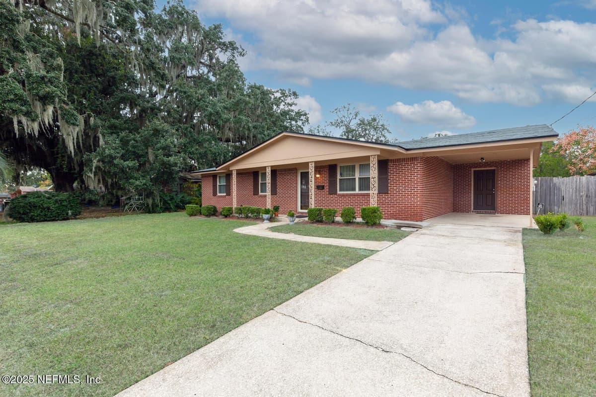 1144 CROWN Drive, Jacksonville, FL 32221 2