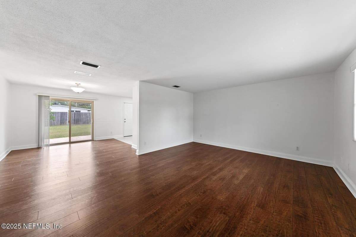 1144 CROWN Drive, Jacksonville, FL 32221 3