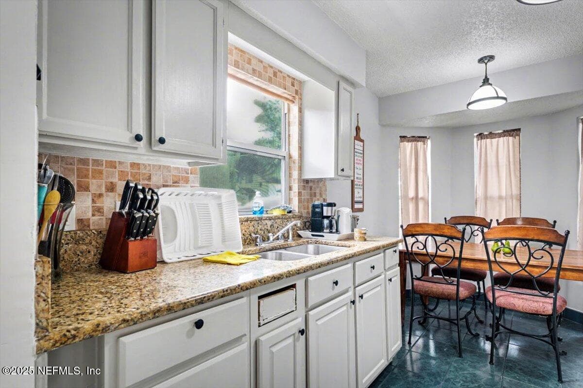 2529 AMERICAS CUP Circle E, Jacksonville, FL 32233 3