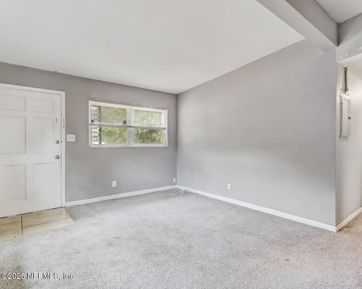 2212 W 12TH Street, Jacksonville, FL 32209 3