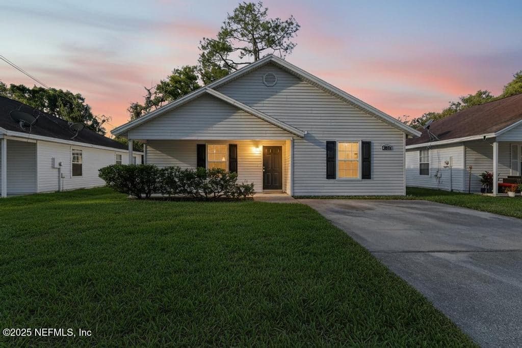 9070 3RD Avenue, Jacksonville, FL 32208 2
