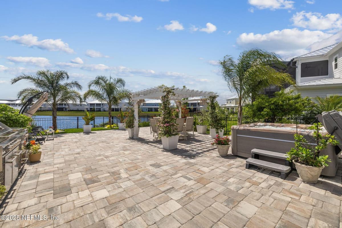 560 RUM RUNNER Way, St. Johns, FL 32259 2