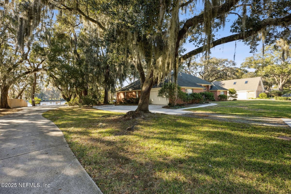 1850 WATERBURY Lane, Fleming Island, FL 32003 3